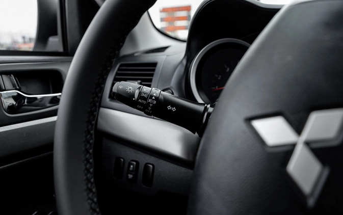 Mitsubishi Lancer cena 32900 przebieg: 150000, rok produkcji 2014 z Radom małe 596